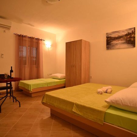Apartmani Mihovic - Jaz Будва Экстерьер фото