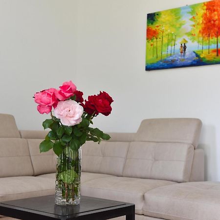 Apartmani Mihovic - Jaz Будва Экстерьер фото