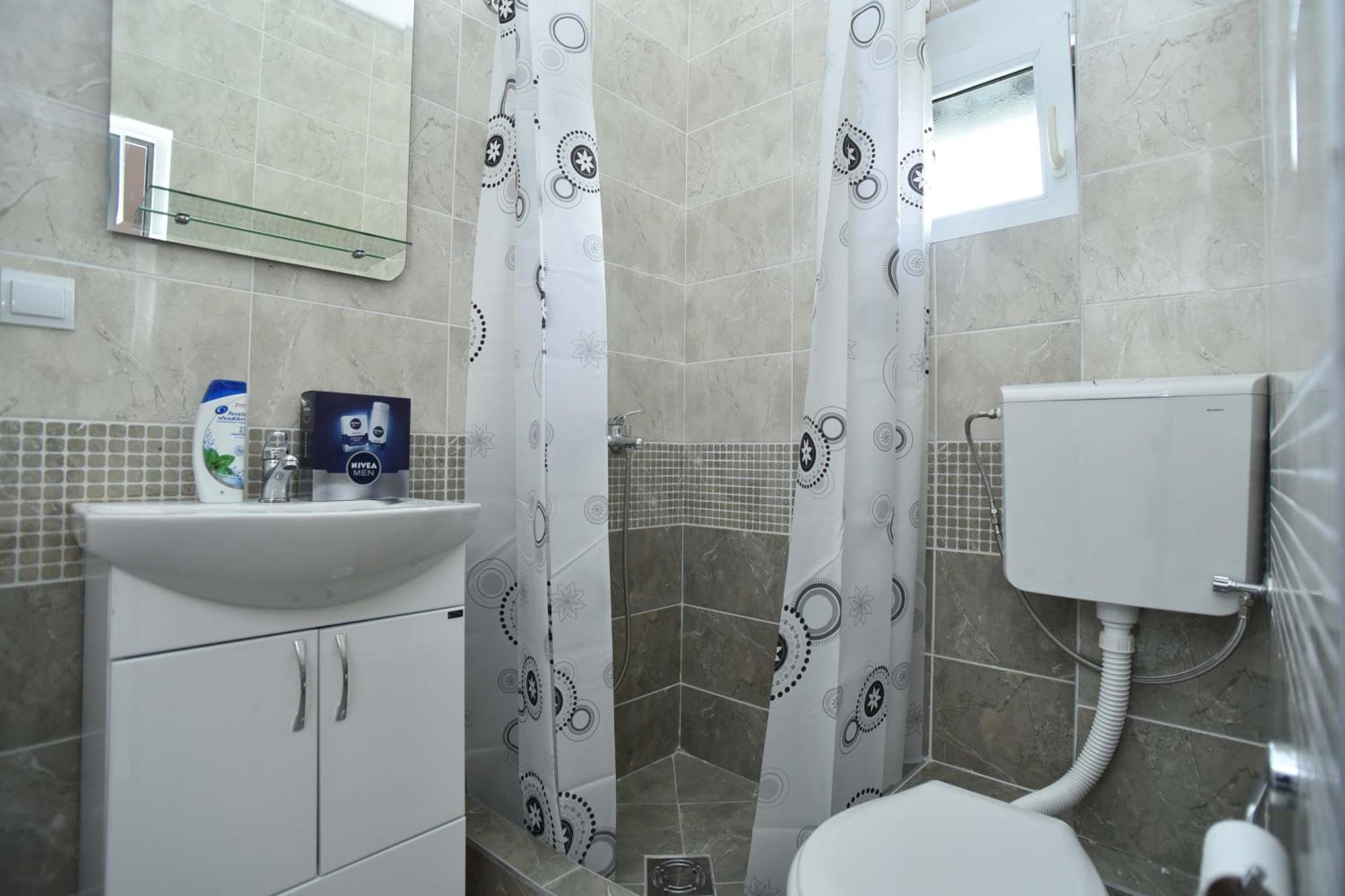 Apartmani Mihovic - Jaz Будва Экстерьер фото