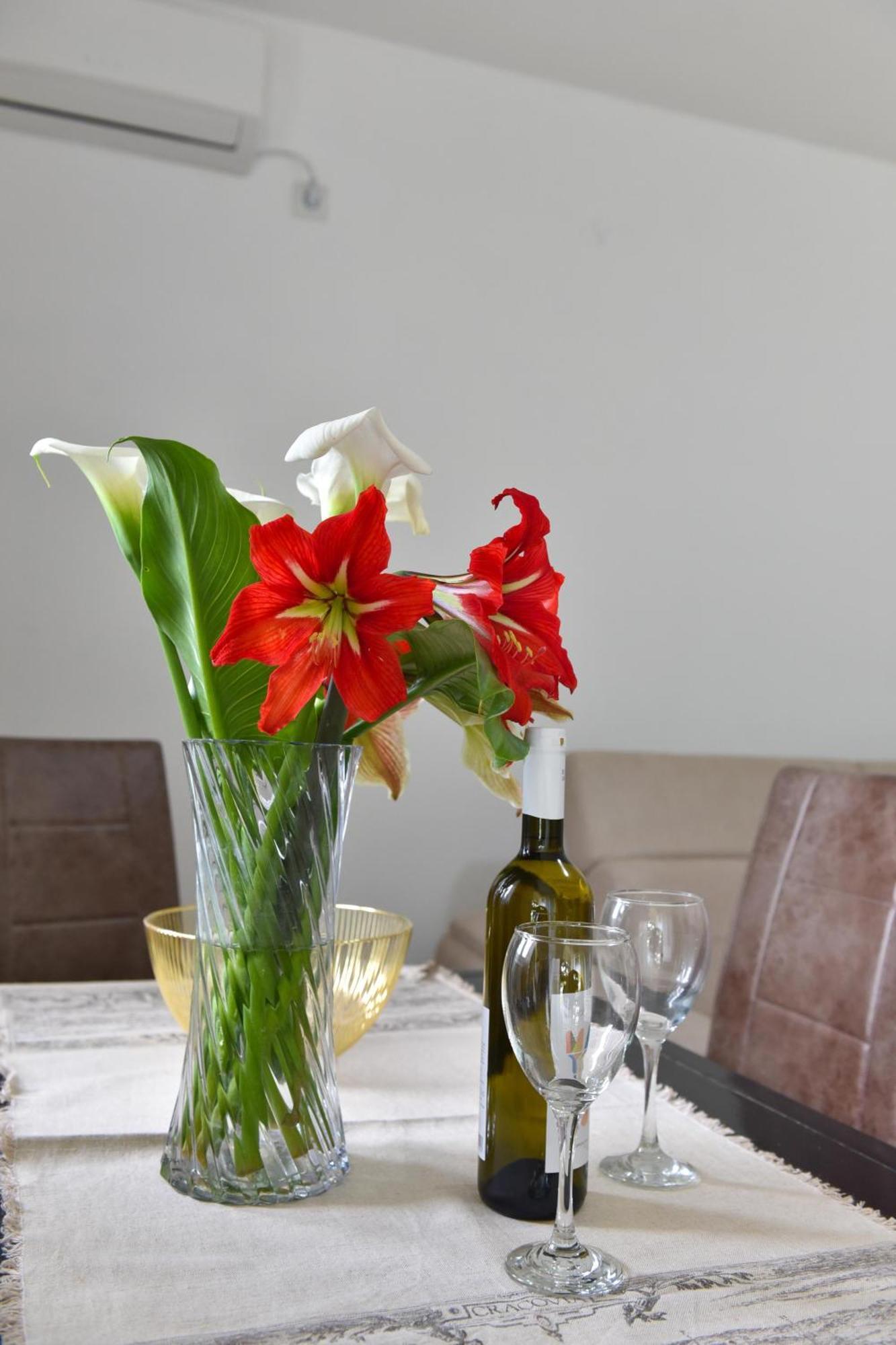 Apartmani Mihovic - Jaz Будва Экстерьер фото