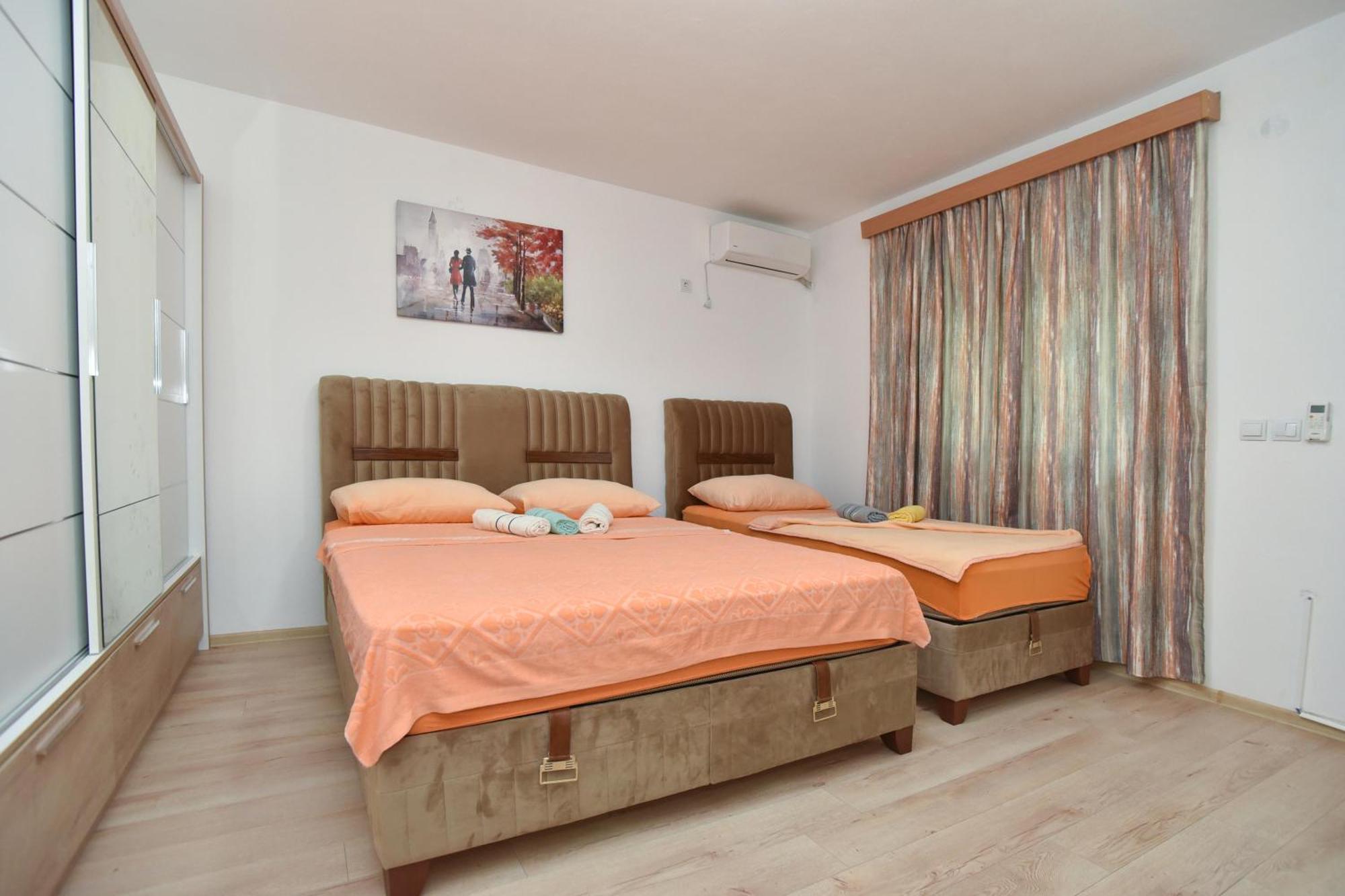 Apartmani Mihovic - Jaz Будва Экстерьер фото